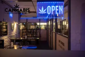 What are the costs of a cannabis courier license in New Mexico?